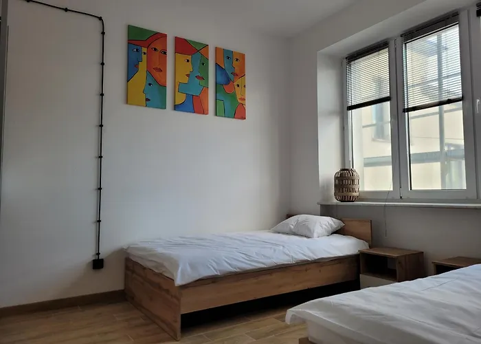 Axo-Hostel 11